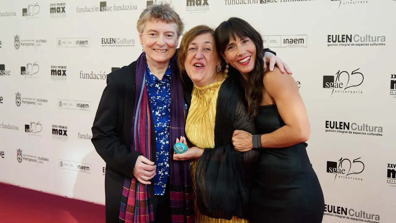 Alfombra roja y photocall de la XXVIII edición de los Premios Max de las Artes Escénicas que este año se ha celebrado en el Teatro Gayarre de Pamplona. IÑIGO ALZUGARAY