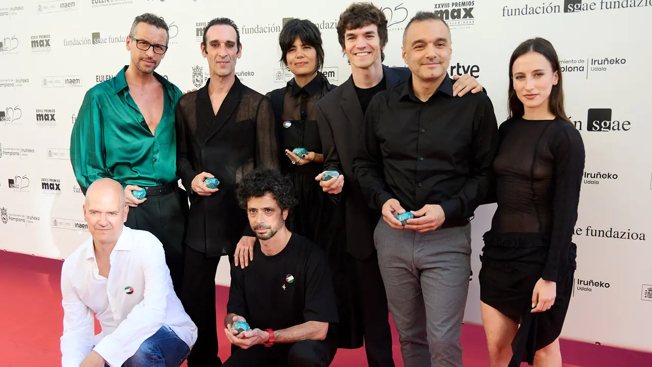 Alfombra roja y photocall de la XXVIII edición de los Premios Max de las Artes Escénicas que este año se ha celebrado en el Teatro Gayarre de Pamplona. IÑIGO ALZUGARAY