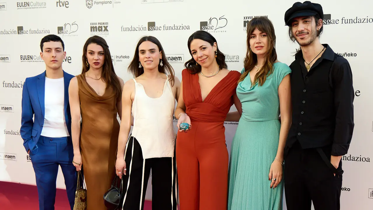 Alfombra roja y photocall de la XXVIII edición de los Premios Max de las Artes Escénicas que este año se ha celebrado en el Teatro Gayarre de Pamplona. IÑIGO ALZUGARAY