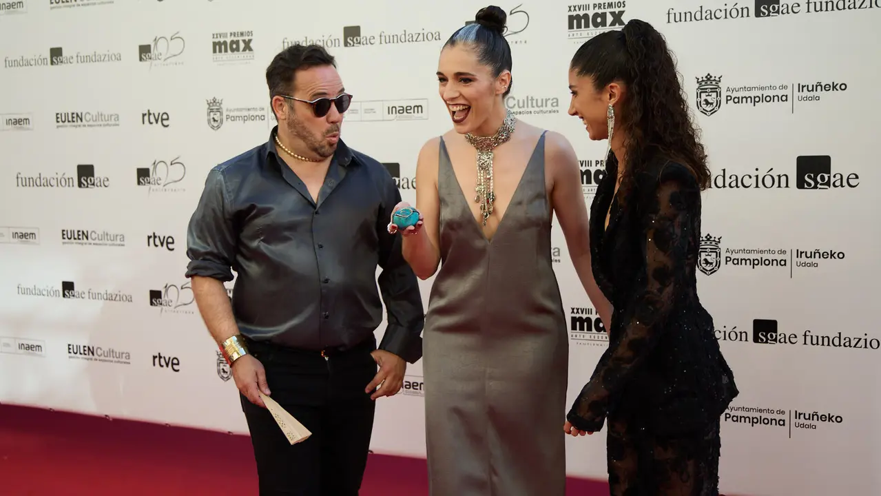 Alfombra roja y photocall de la XXVIII edición de los Premios Max de las Artes Escénicas que este año se ha celebrado en el Teatro Gayarre de Pamplona. IÑIGO ALZUGARAY