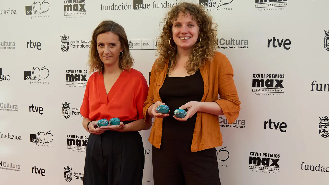 Alfombra roja y photocall de la XXVIII edición de los Premios Max de las Artes Escénicas que este año se ha celebrado en el Teatro Gayarre de Pamplona. IÑIGO ALZUGARAY