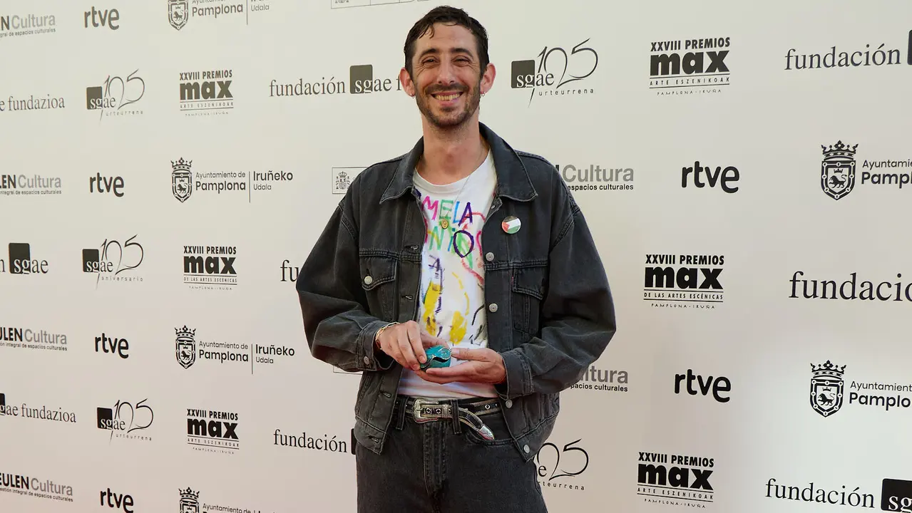 Alfombra roja y photocall de la XXVIII edición de los Premios Max de las Artes Escénicas que este año se ha celebrado en el Teatro Gayarre de Pamplona. IÑIGO ALZUGARAY