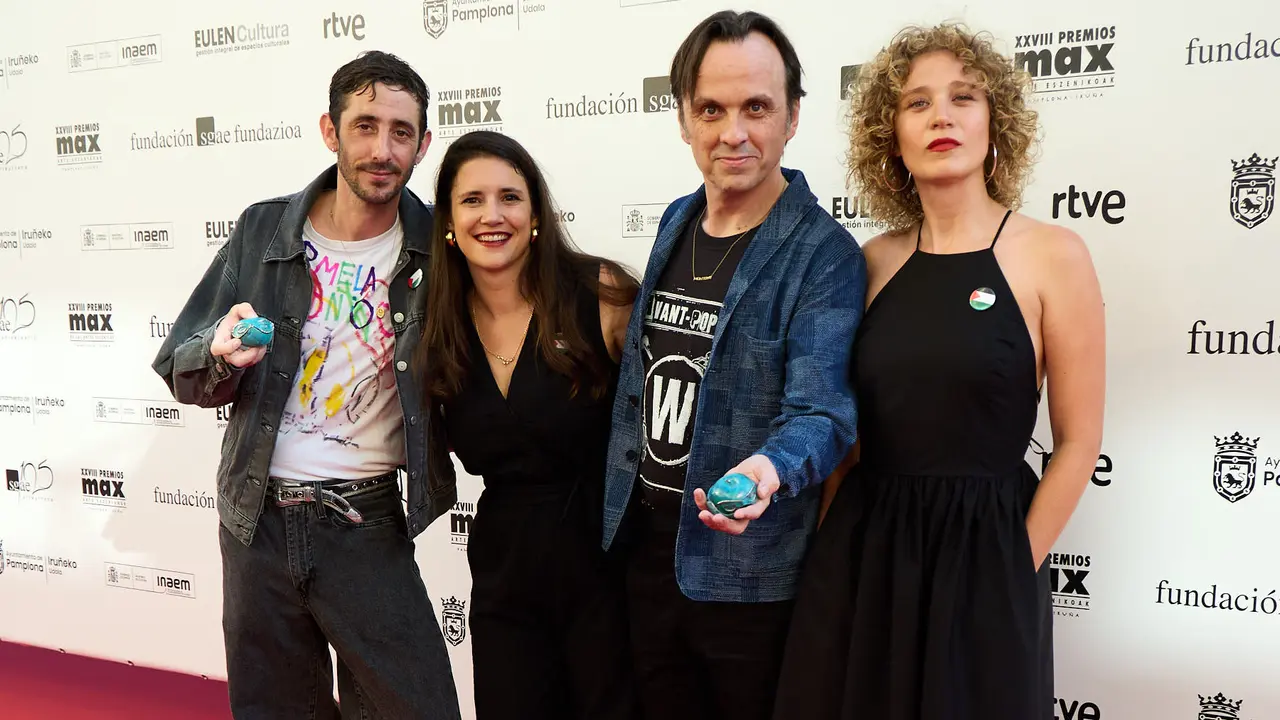 Alfombra roja y photocall de la XXVIII edición de los Premios Max de las Artes Escénicas que este año se ha celebrado en el Teatro Gayarre de Pamplona. IÑIGO ALZUGARAY