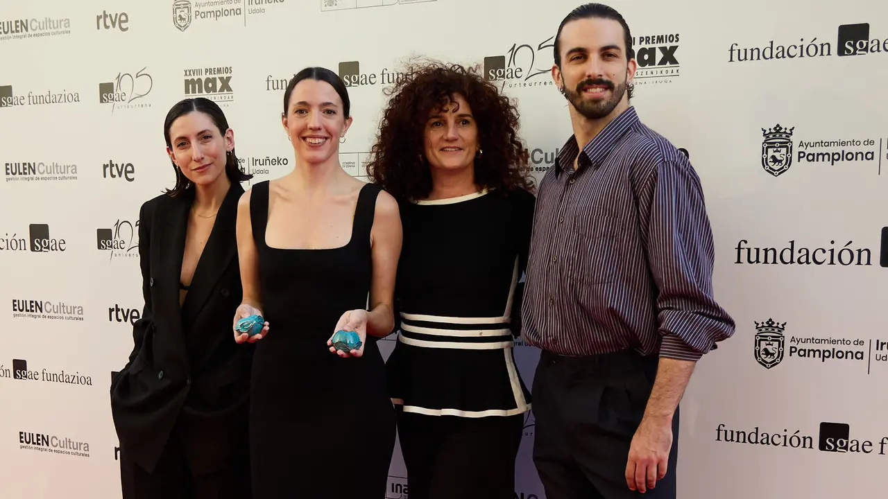 Alfombra roja y photocall de la XXVIII edición de los Premios Max de las Artes Escénicas que este año se ha celebrado en el Teatro Gayarre de Pamplona. IÑIGO ALZUGARAY