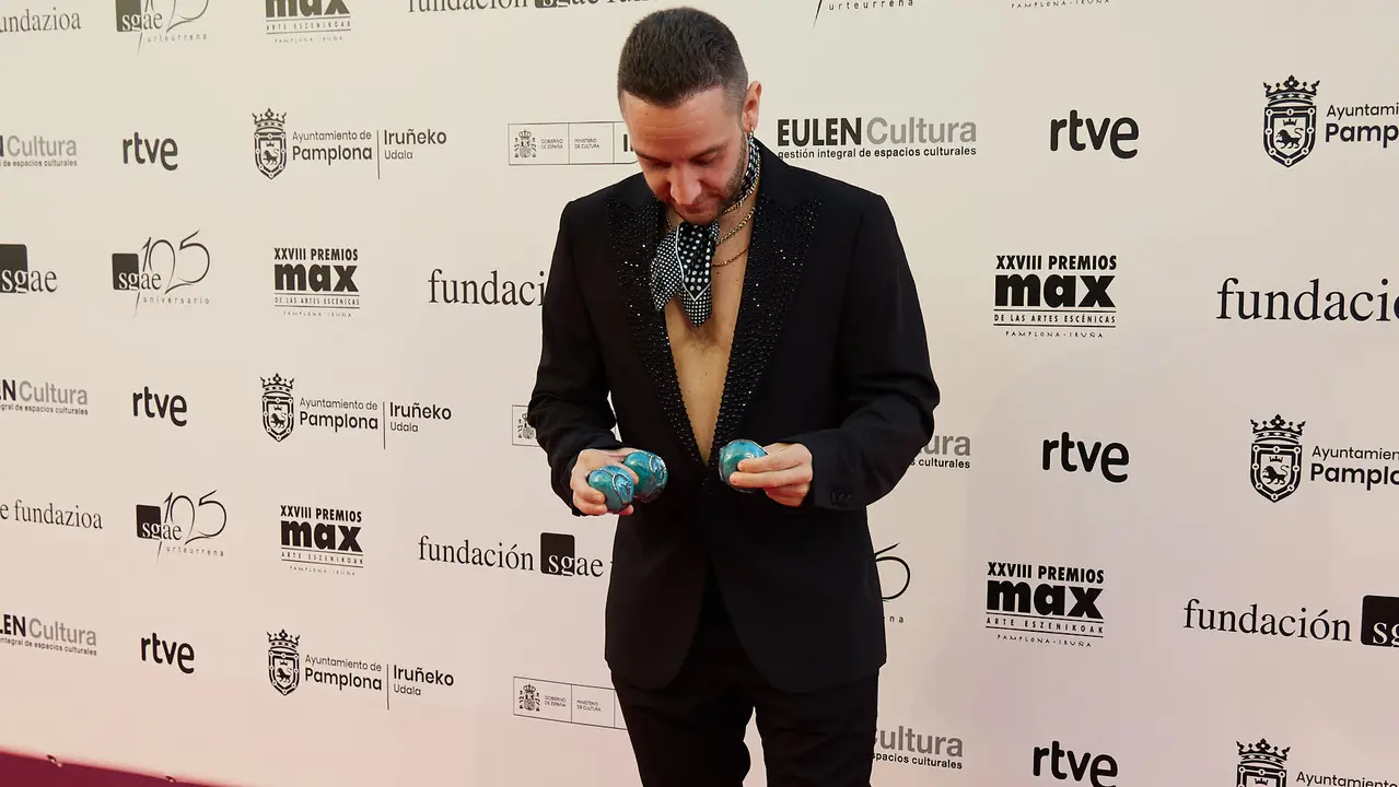 Alfombra roja y photocall de la XXVIII edición de los Premios Max de las Artes Escénicas que este año se ha celebrado en el Teatro Gayarre de Pamplona. IÑIGO ALZUGARAY