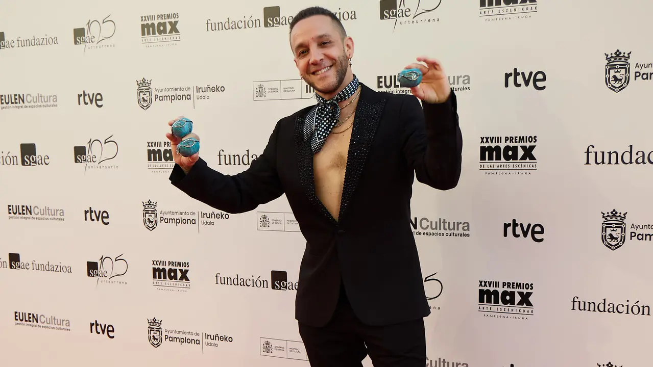 Alfombra roja y photocall de la XXVIII edición de los Premios Max de las Artes Escénicas que este año se ha celebrado en el Teatro Gayarre de Pamplona. IÑIGO ALZUGARAY