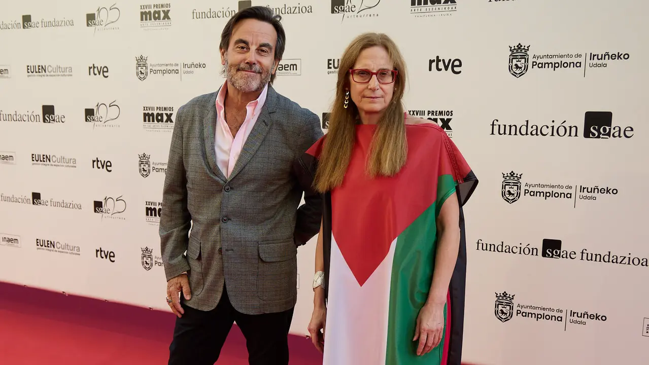 Alfombra roja y photocall de la XXVIII edición de los Premios Max de las Artes Escénicas que este año se ha celebrado en el Teatro Gayarre de Pamplona. IÑIGO ALZUGARAY