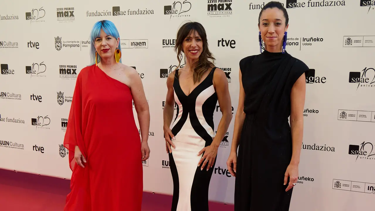 Alfombra roja y photocall de la XXVIII edición de los Premios Max de las Artes Escénicas que este año se ha celebrado en el Teatro Gayarre de Pamplona. IÑIGO ALZUGARAY