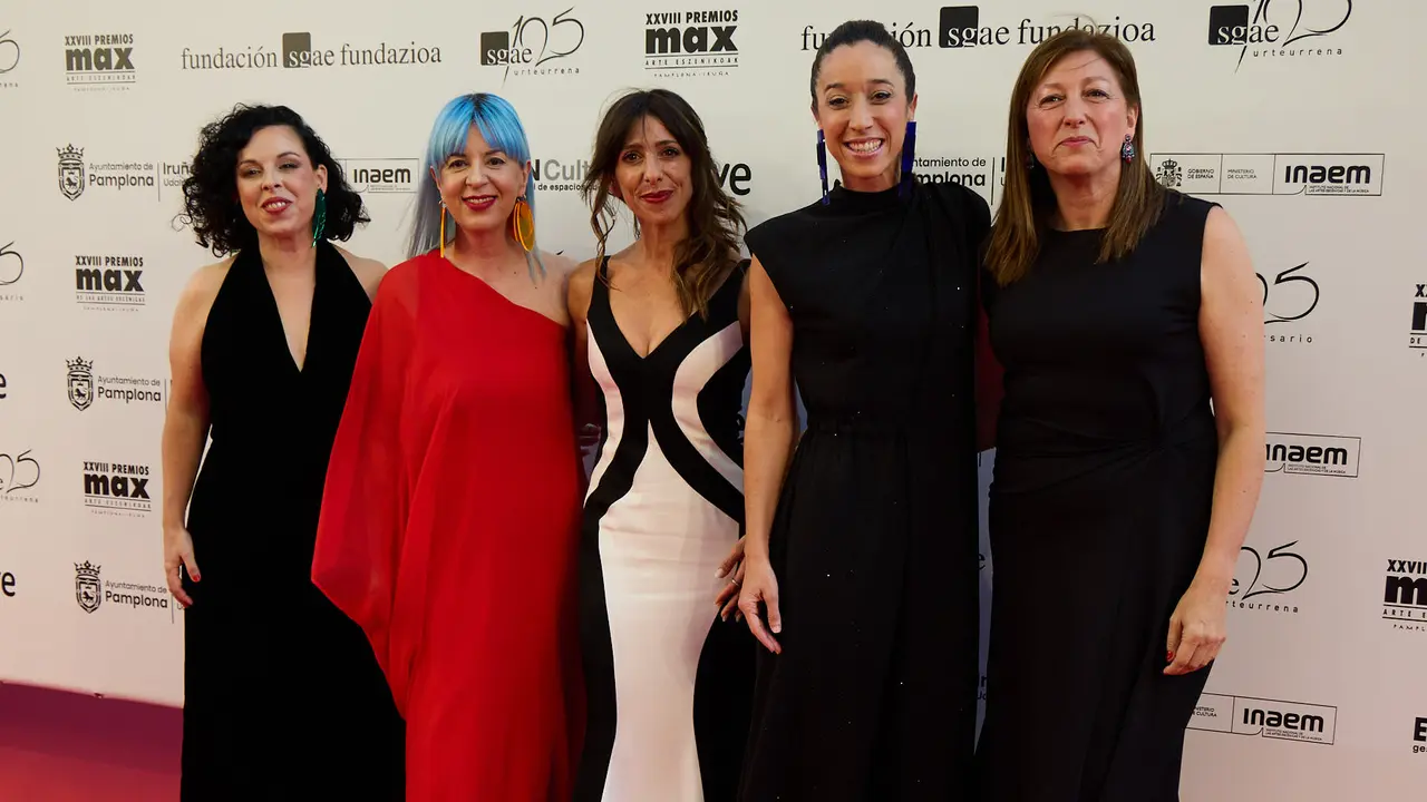 Alfombra roja y photocall de la XXVIII edición de los Premios Max de las Artes Escénicas que este año se ha celebrado en el Teatro Gayarre de Pamplona. IÑIGO ALZUGARAY