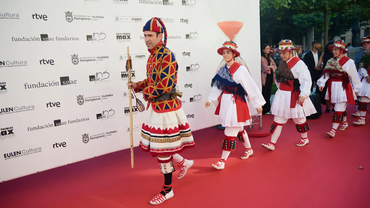 Alfombra roja y photocall de la XXVIII edición de los Premios Max de las Artes Escénicas que este año se ha celebrado en el Teatro Gayarre de Pamplona. IÑIGO ALZUGARAY