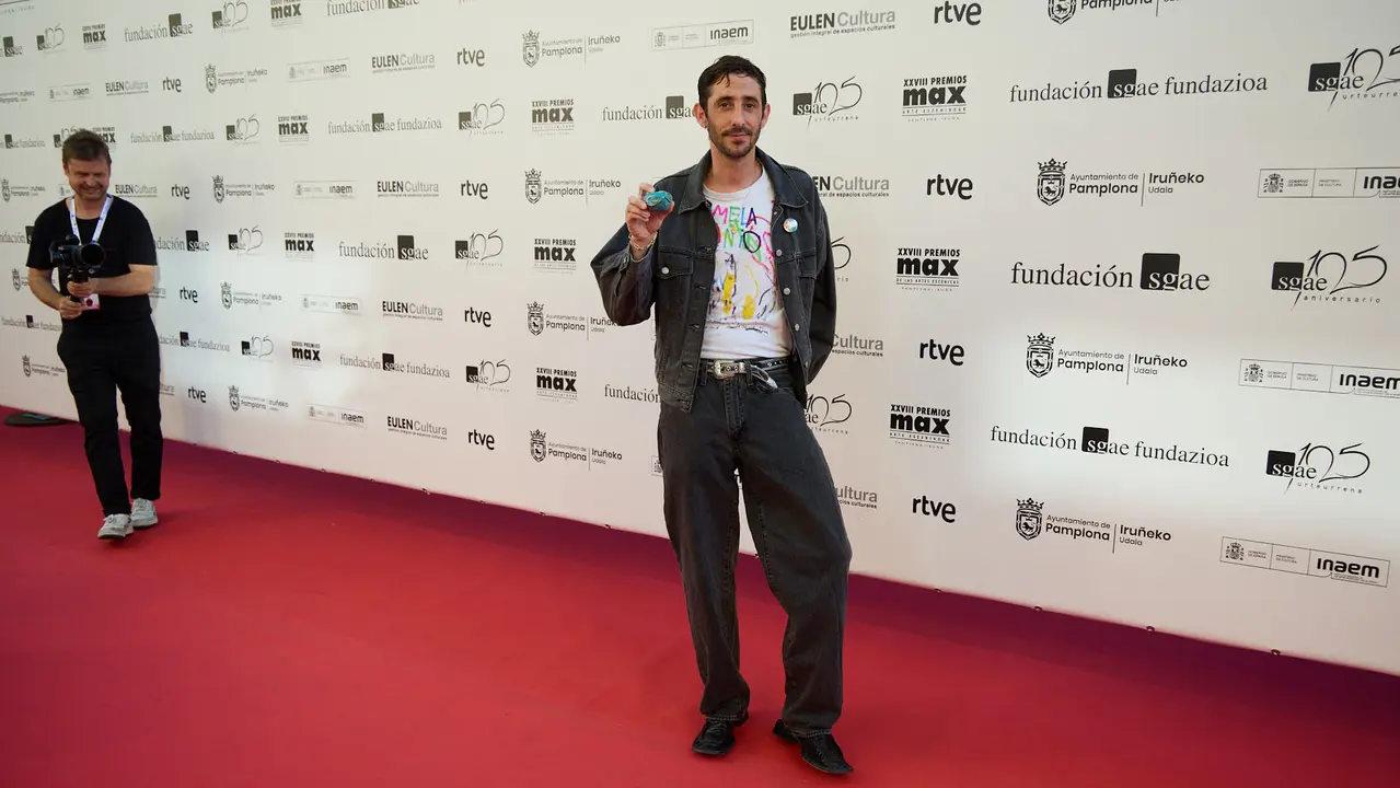 Alfombra roja y photocall de la XXVIII edición de los Premios Max de las Artes Escénicas que este año se ha celebrado en el Teatro Gayarre de Pamplona. IÑIGO ALZUGARAY