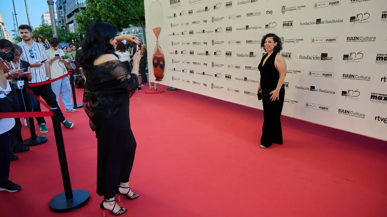 Alfombra roja y photocall de la XXVIII edición de los Premios Max de las Artes Escénicas que este año se ha celebrado en el Teatro Gayarre de Pamplona. IÑIGO ALZUGARAY