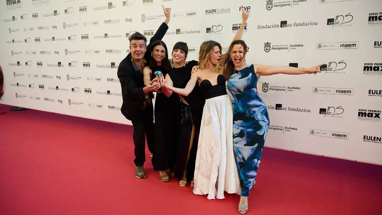 Alfombra roja y photocall de la XXVIII edición de los Premios Max de las Artes Escénicas que este año se ha celebrado en el Teatro Gayarre de Pamplona. IÑIGO ALZUGARAY