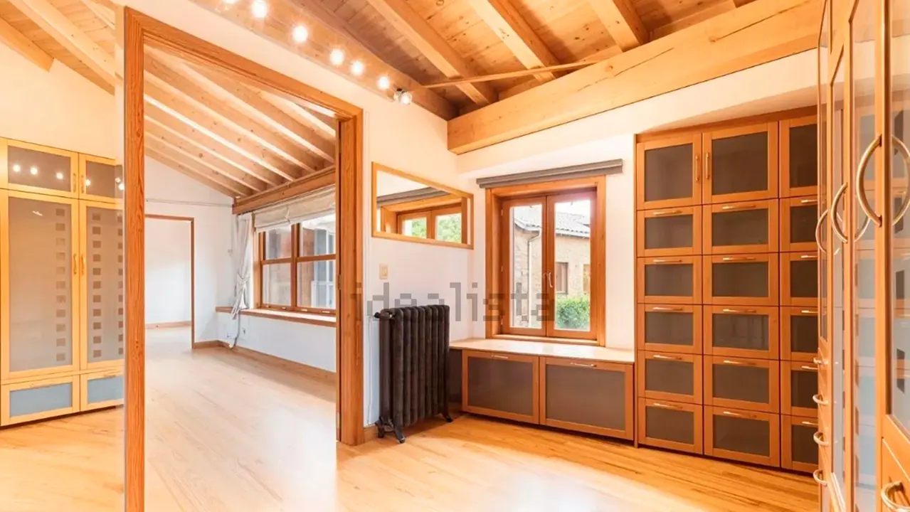 Casa en venta en Zolina. IDEALISTA
