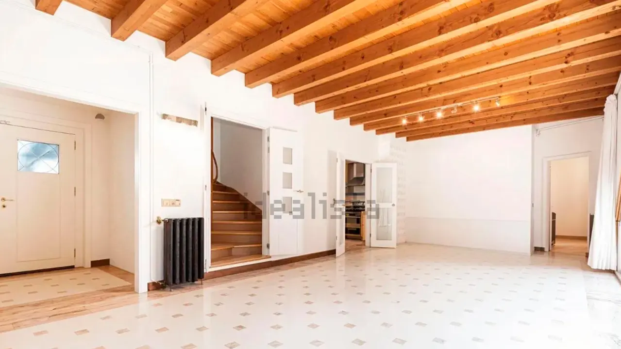 Casa en venta en Zolina. IDEALISTA