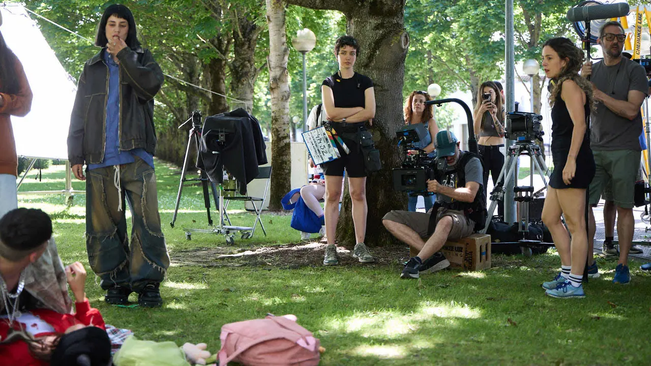Rodaje en la UPNA de la serie 'Millennial Mal' creada por Lorena Iglesias y Andrea Jaurrieta para Filmin. IÑIGO ALZUGARAY