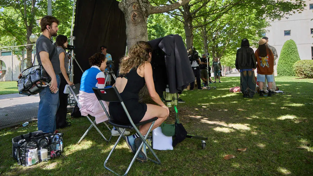 Rodaje en la UPNA de la serie 'Millennial Mal' creada por Lorena Iglesias y Andrea Jaurrieta para Filmin. IÑIGO ALZUGARAY