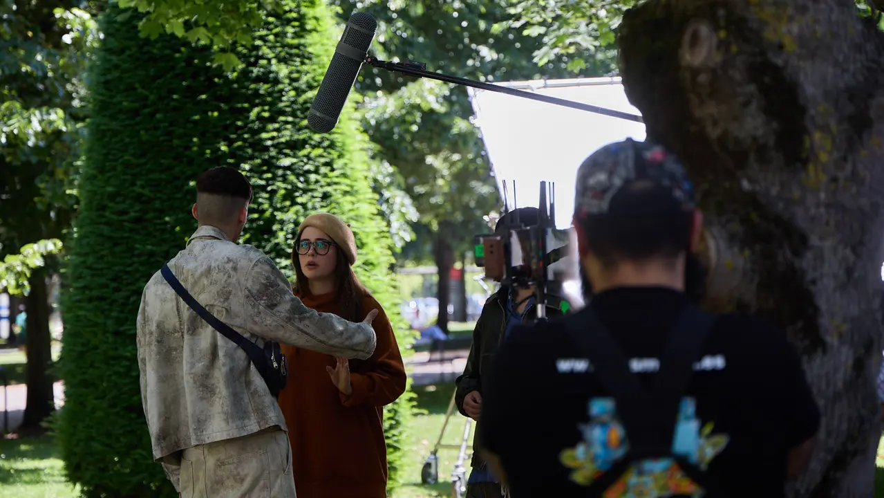 Rodaje en la UPNA de la serie 'Millennial Mal' creada por Lorena Iglesias y Andrea Jaurrieta para Filmin. IÑIGO ALZUGARAY