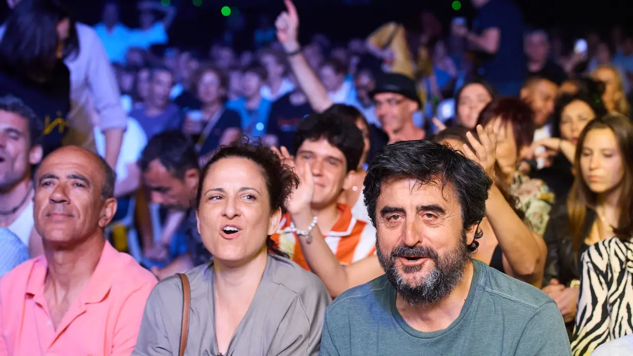 Concierto de Joaquín Sabina en el pabellón Navarra Arena de Pamplona dentro de su gira de despedida 'Hola y adiós'. IÑIGO ALZUGARAY