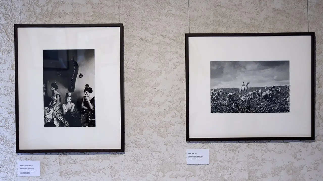 Presentación de la exposición 'Ramón Masats. El fotógrafo silencioso' en el Palacio del Condestable de Pamplona. IÑIGO ALZUGARAY