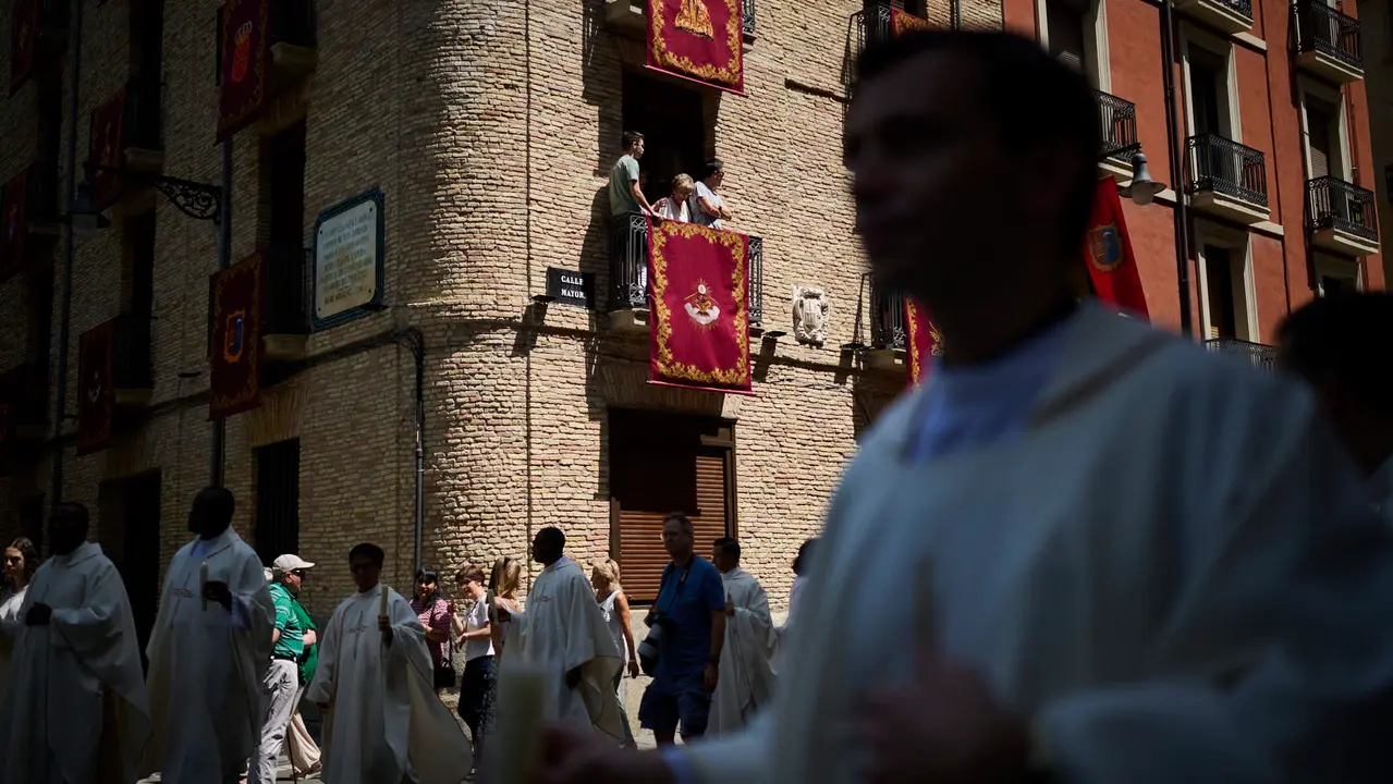 Procesión del Corpus Christi 2025 por las calles de Pamplona. PABLO LASAOSA