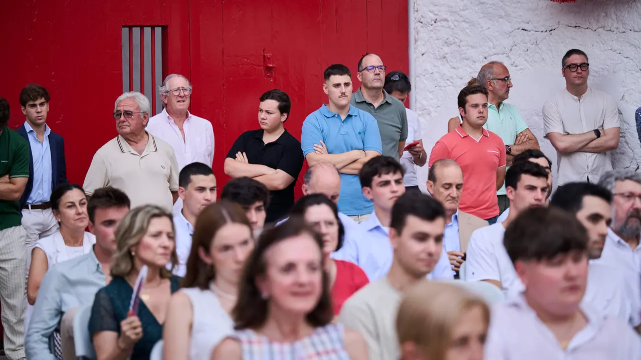 Entrega de los Premios Ciudadela de Pamplona 2024 , organizados por El Corte Inglés de Pamplona y Onda Cero. Acudirán en persona a recogerlos los premiados: Pablo Hermoso de Mendoza, Pablo Aguado y Jarocho. PABLO LASAOSA
