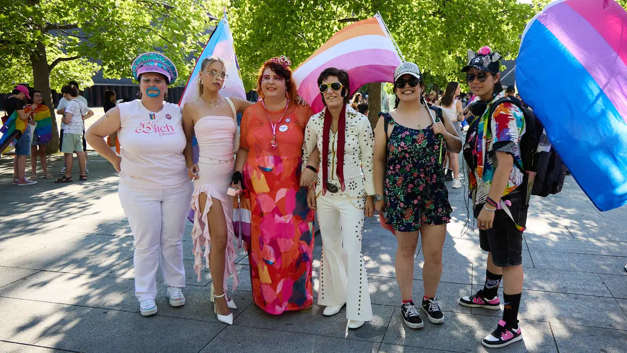 Manifestación convocada por la plataforma 28J con motivo del Día Internacional del Orgullo LGTBI+ en Pamplona. IÑIGO ALZUGARAY