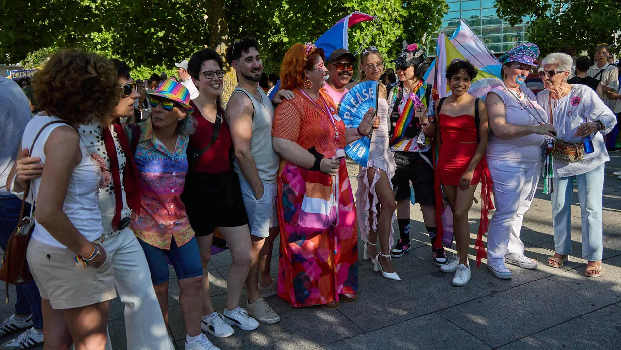 Manifestación convocada por la plataforma 28J con motivo del Día Internacional del Orgullo LGTBI+ en Pamplona. IÑIGO ALZUGARAY