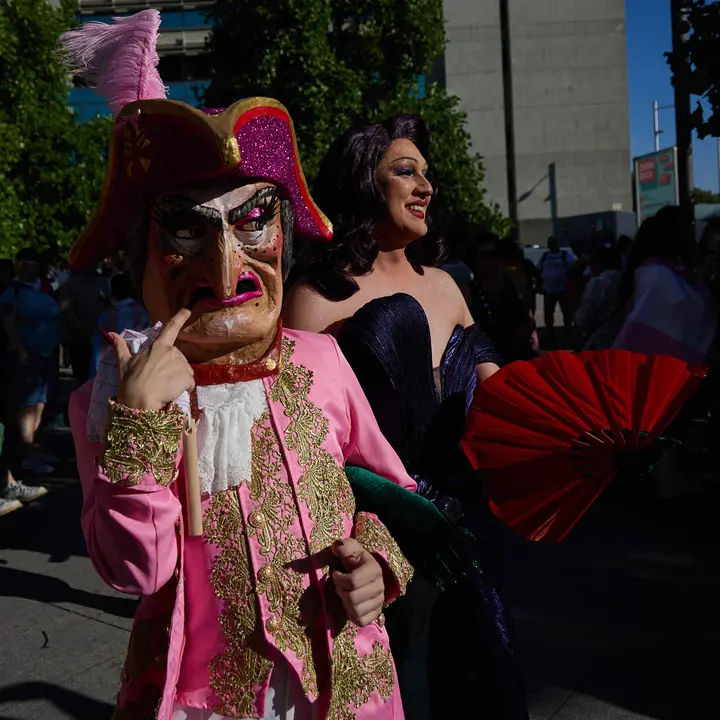 Manifestación convocada por la plataforma 28J con motivo del Día Internacional del Orgullo LGTBI+ en Pamplona. IÑIGO ALZUGARAY