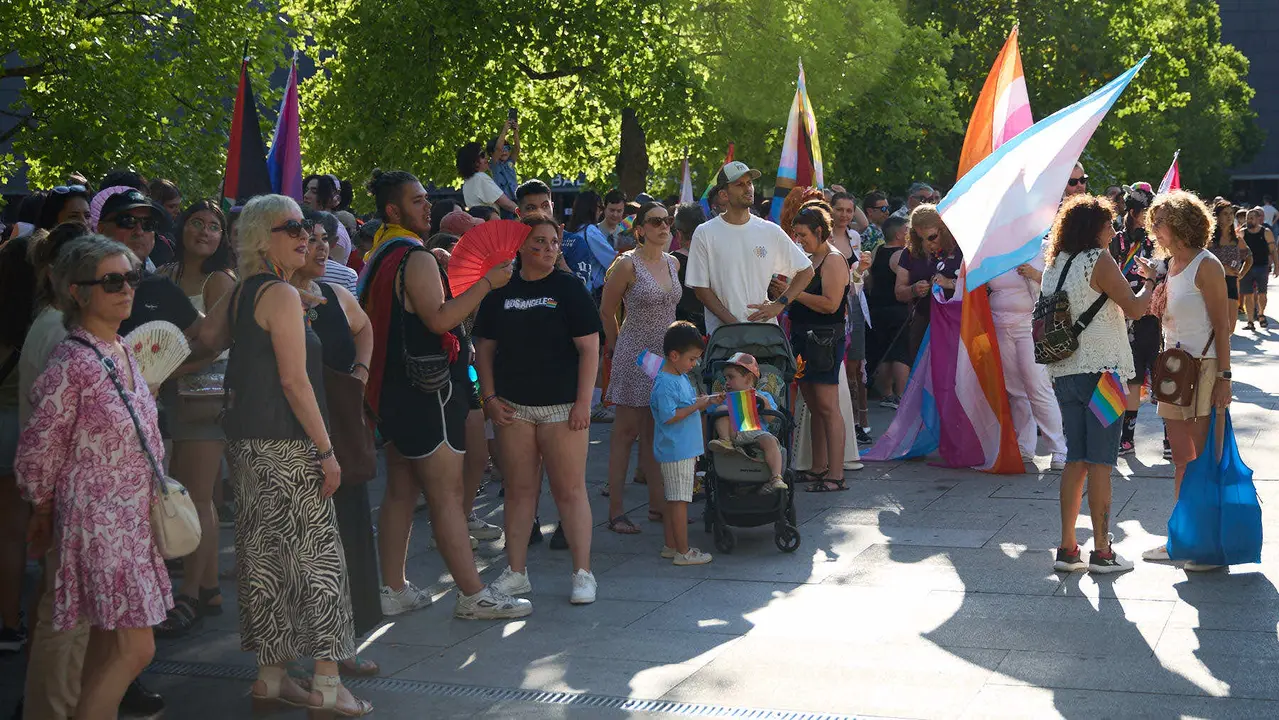 Manifestación convocada por la plataforma 28J con motivo del Día Internacional del Orgullo LGTBI+ en Pamplona. IÑIGO ALZUGARAY