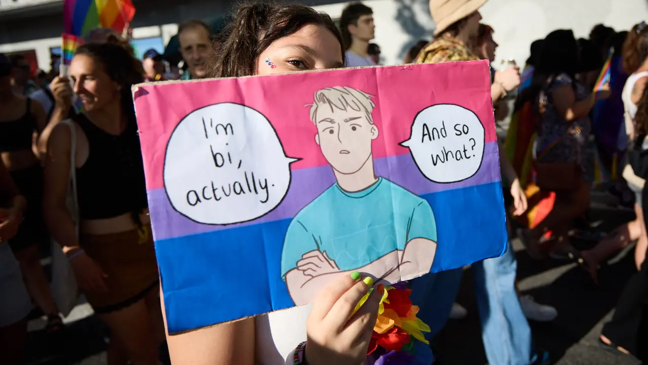 Manifestación convocada por la plataforma 28J con motivo del Día Internacional del Orgullo LGTBI+ en Pamplona. IÑIGO ALZUGARAY