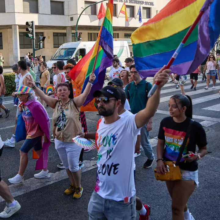Manifestación convocada por la plataforma 28J con motivo del Día Internacional del Orgullo LGTBI+ en Pamplona. IÑIGO ALZUGARAY