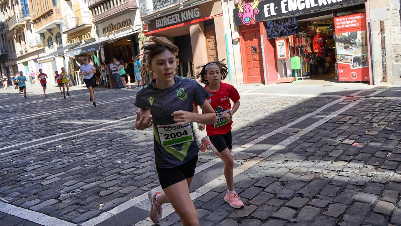 40º edición de la Carrera del Encierro organizada por la peña La Jarana en Pamplona. IÑIGO ALZUGARAY