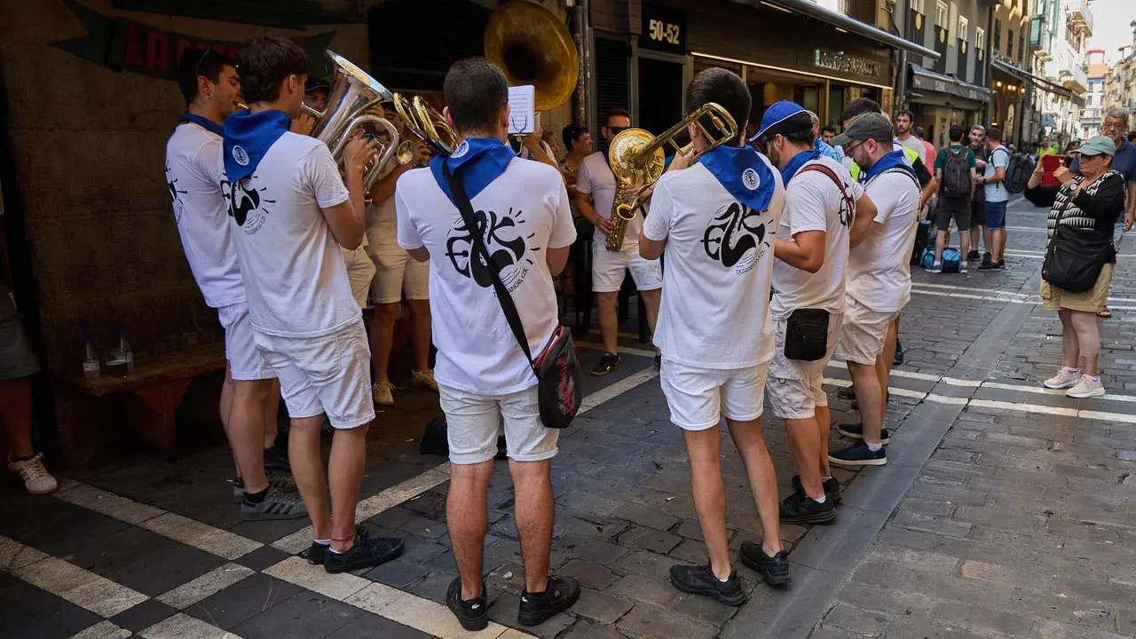 40º edición de la Carrera del Encierro organizada por la peña La Jarana en Pamplona. IÑIGO ALZUGARAY