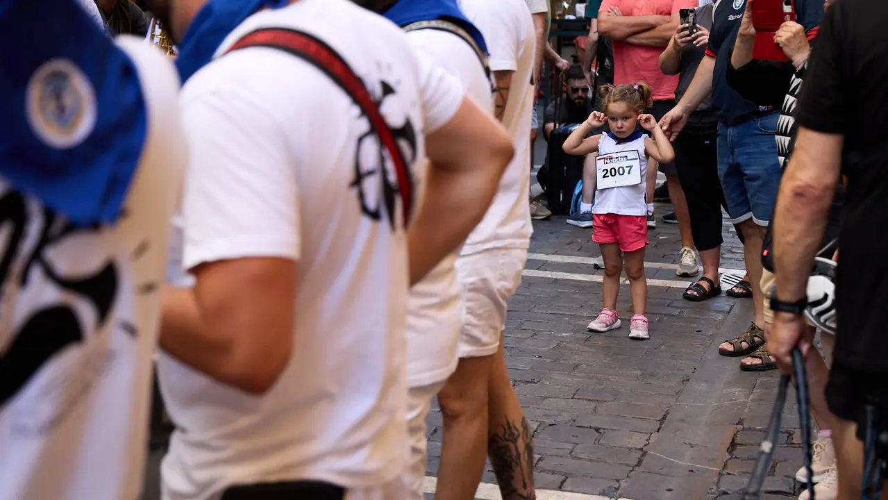 40º edición de la Carrera del Encierro organizada por la peña La Jarana en Pamplona. IÑIGO ALZUGARAY