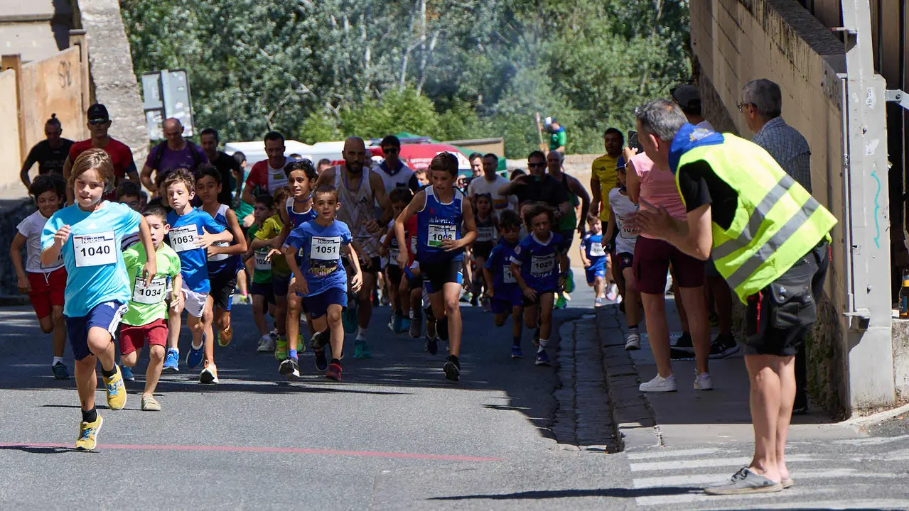 40º edición de la Carrera del Encierro organizada por la peña La Jarana en Pamplona. IÑIGO ALZUGARAY