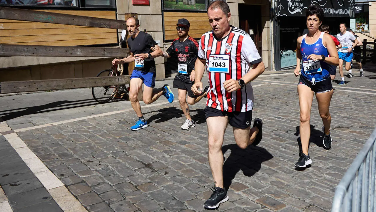40º edición de la Carrera del Encierro organizada por la peña La Jarana en Pamplona. IÑIGO ALZUGARAY