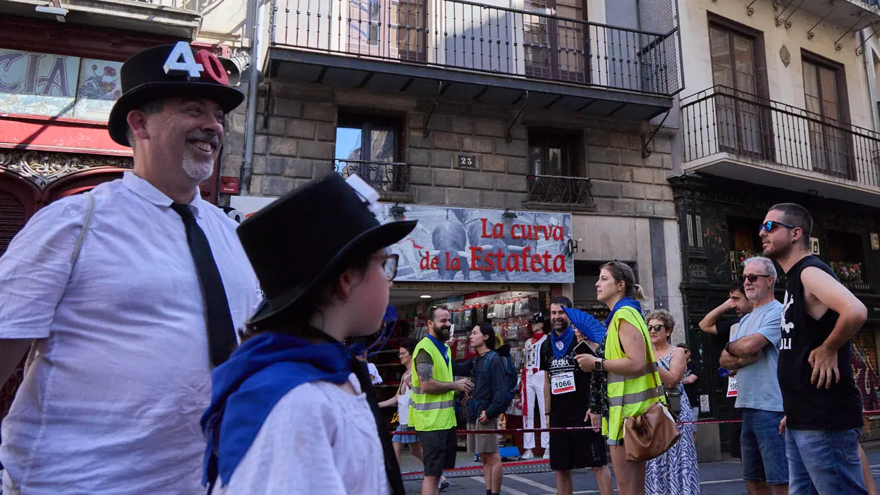 40º edición de la Carrera del Encierro organizada por la peña La Jarana en Pamplona. IÑIGO ALZUGARAY