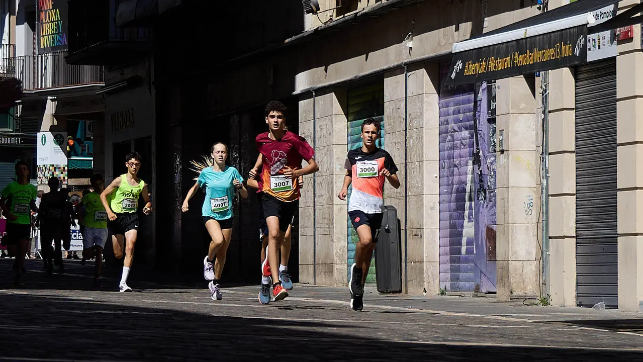 40º edición de la Carrera del Encierro organizada por la peña La Jarana en Pamplona. IÑIGO ALZUGARAY
