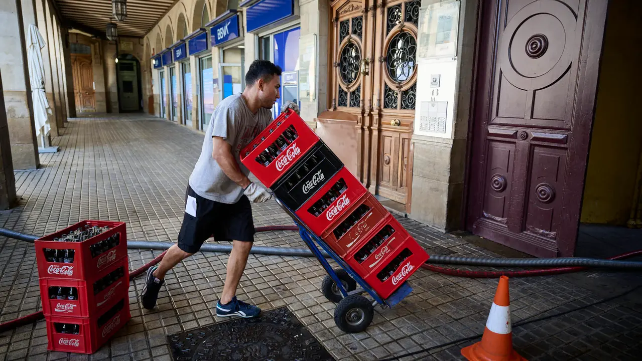 Transformación de Pamplona previo a San Fermín 2025. PABLO LASAOSA