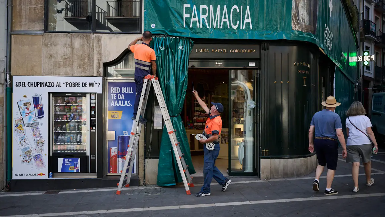 Transformación de Pamplona previo a San Fermín 2025. PABLO LASAOSA