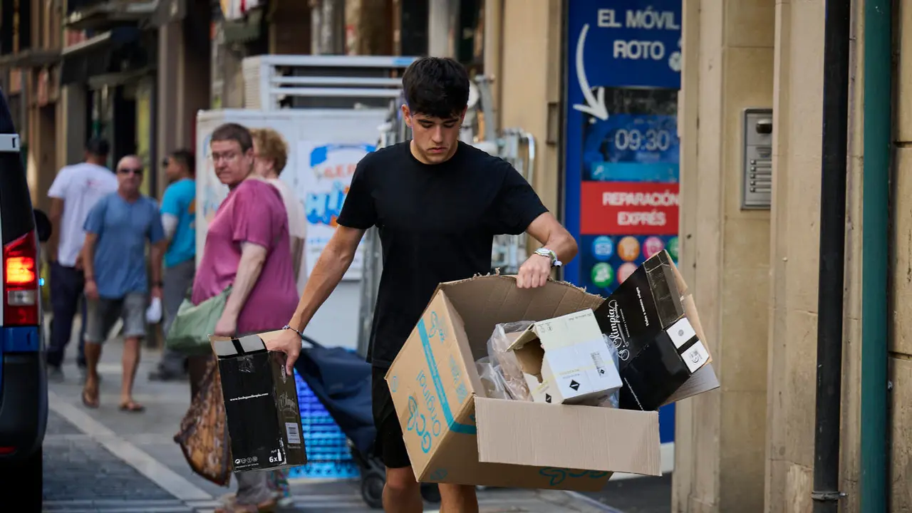 Transformación de Pamplona previo a San Fermín 2025. PABLO LASAOSA