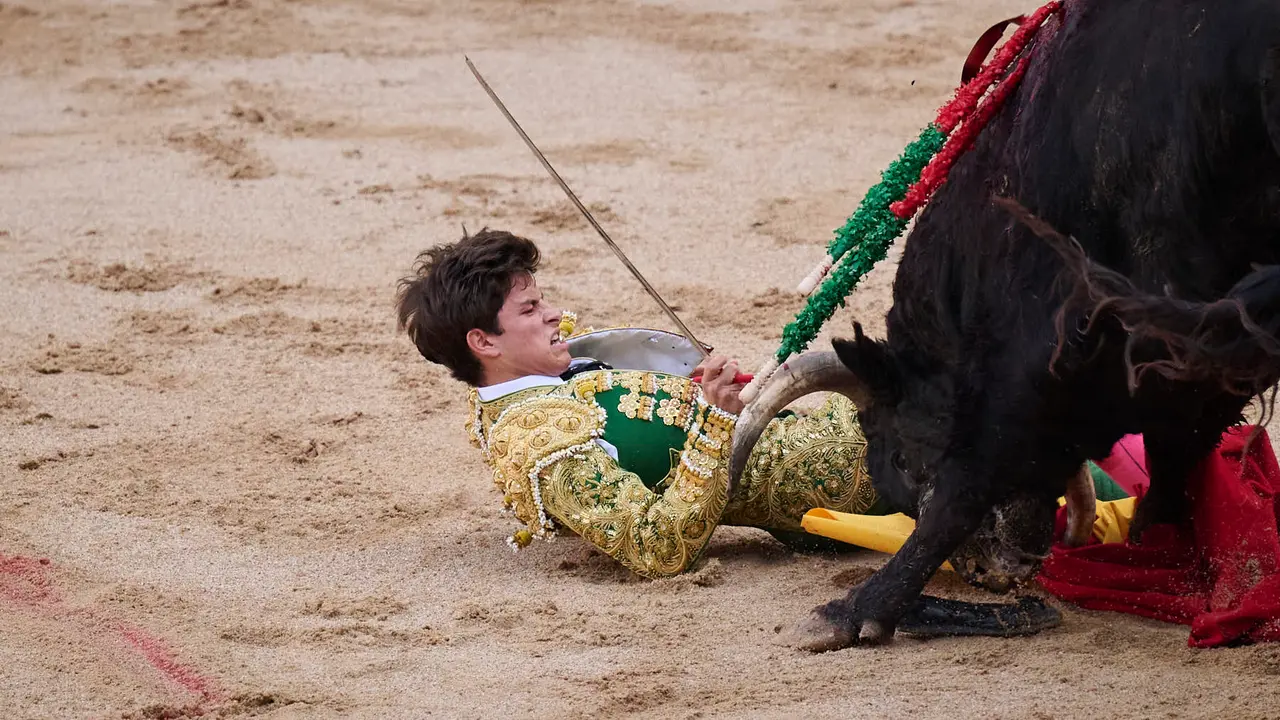 Novillada de Pincha durante las fiestas de San Fermín 2025 para los novilleros Aarón Palacio, El Mene y Bruno Martínez. PABLO LASAOSA