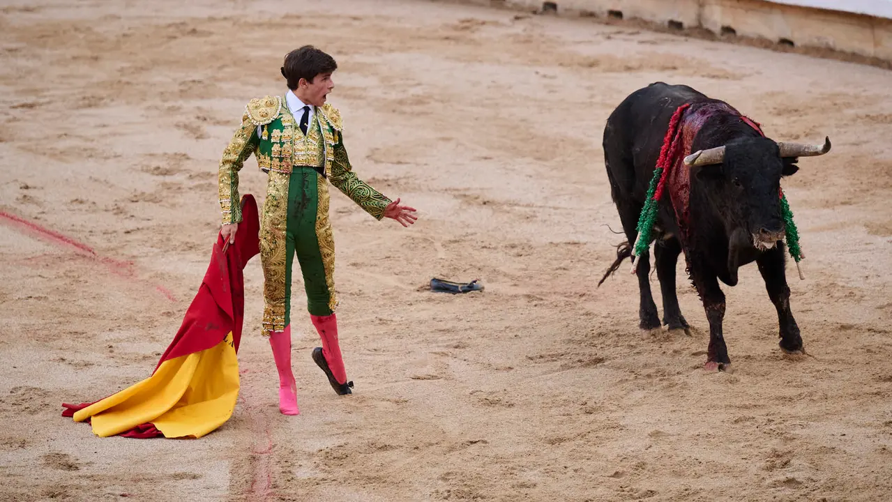 Novillada de Pincha durante las fiestas de San Fermín 2025 para los novilleros Aarón Palacio, El Mene y Bruno Martínez. PABLO LASAOSA