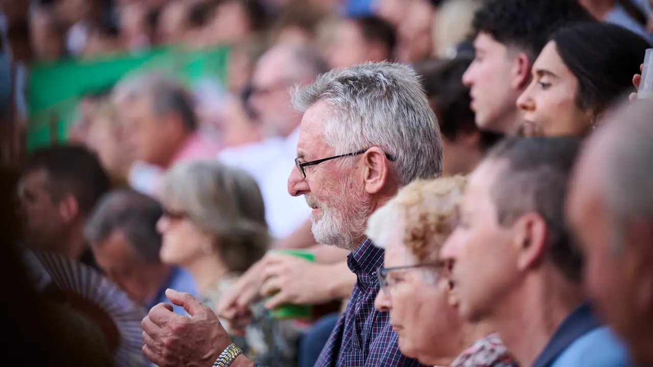 Novillada de Pincha durante las fiestas de San Fermín 2025 para los novilleros Aarón Palacio, El Mene y Bruno Martínez. PABLO LASAOSA