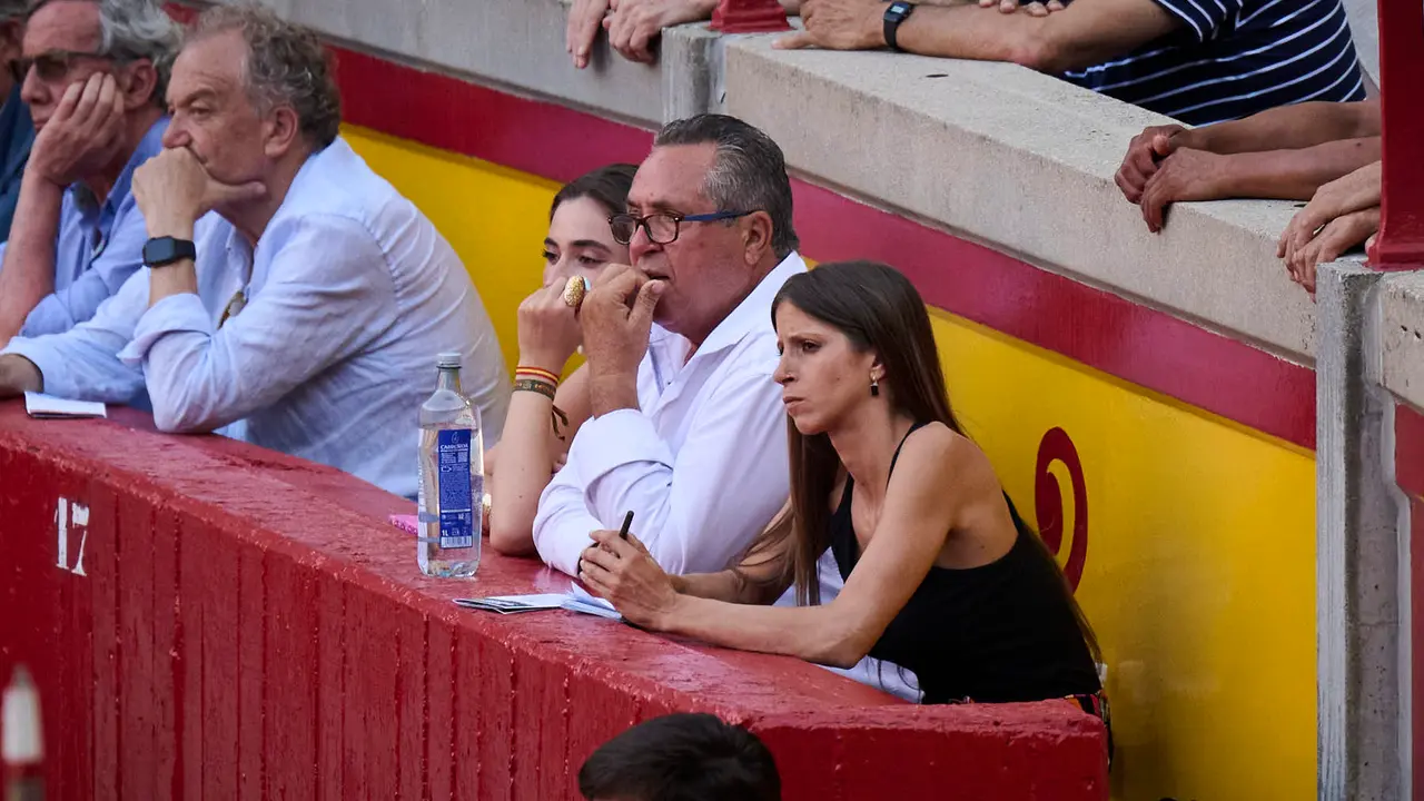 Novillada de Pincha durante las fiestas de San Fermín 2025 para los novilleros Aarón Palacio, El Mene y Bruno Martínez. PABLO LASAOSA