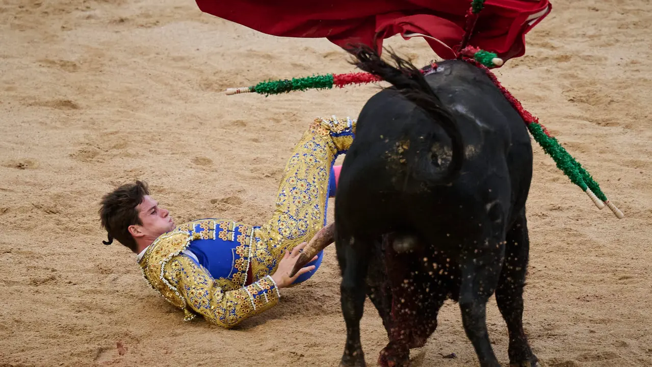 Novillada de Pincha durante las fiestas de San Fermín 2025 para los novilleros Aarón Palacio, El Mene y Bruno Martínez. PABLO LASAOSA