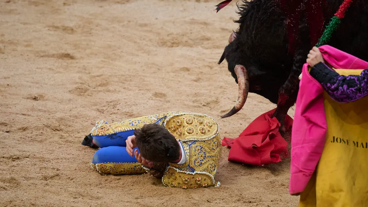 Novillada de Pincha durante las fiestas de San Fermín 2025 para los novilleros Aarón Palacio, El Mene y Bruno Martínez. PABLO LASAOSA