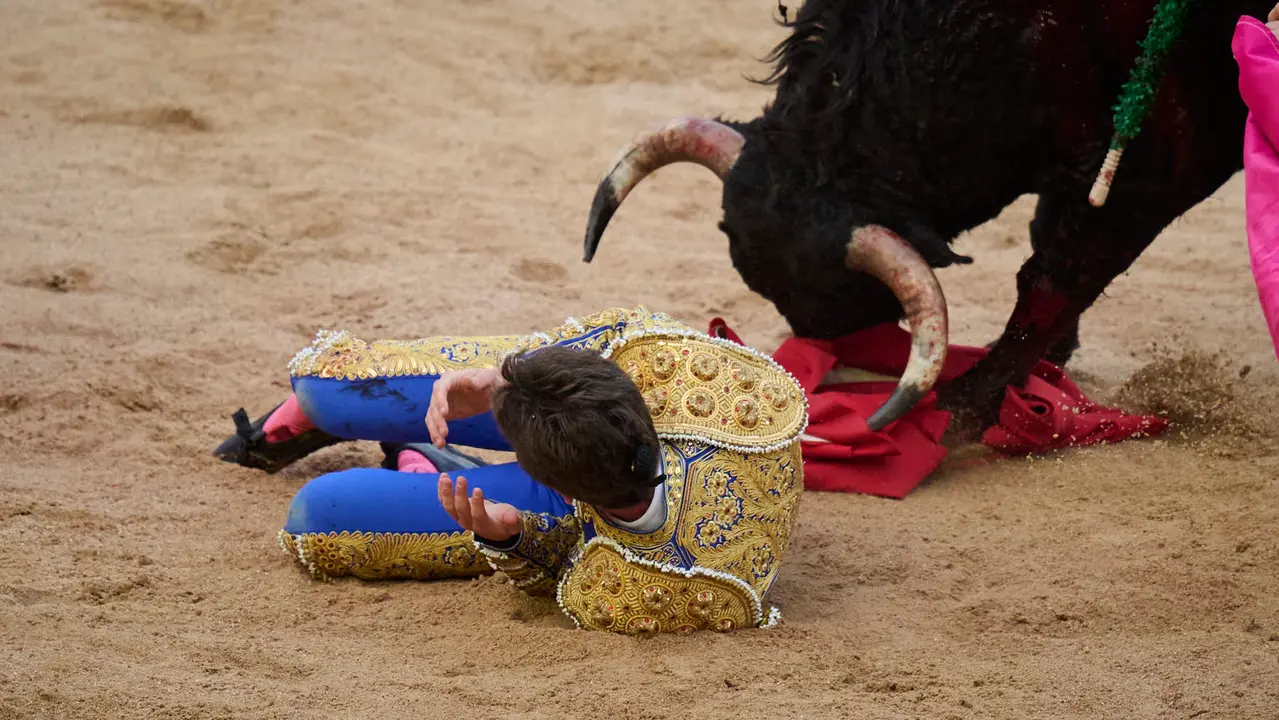 Novillada de Pincha durante las fiestas de San Fermín 2025 para los novilleros Aarón Palacio, El Mene y Bruno Martínez. PABLO LASAOSA