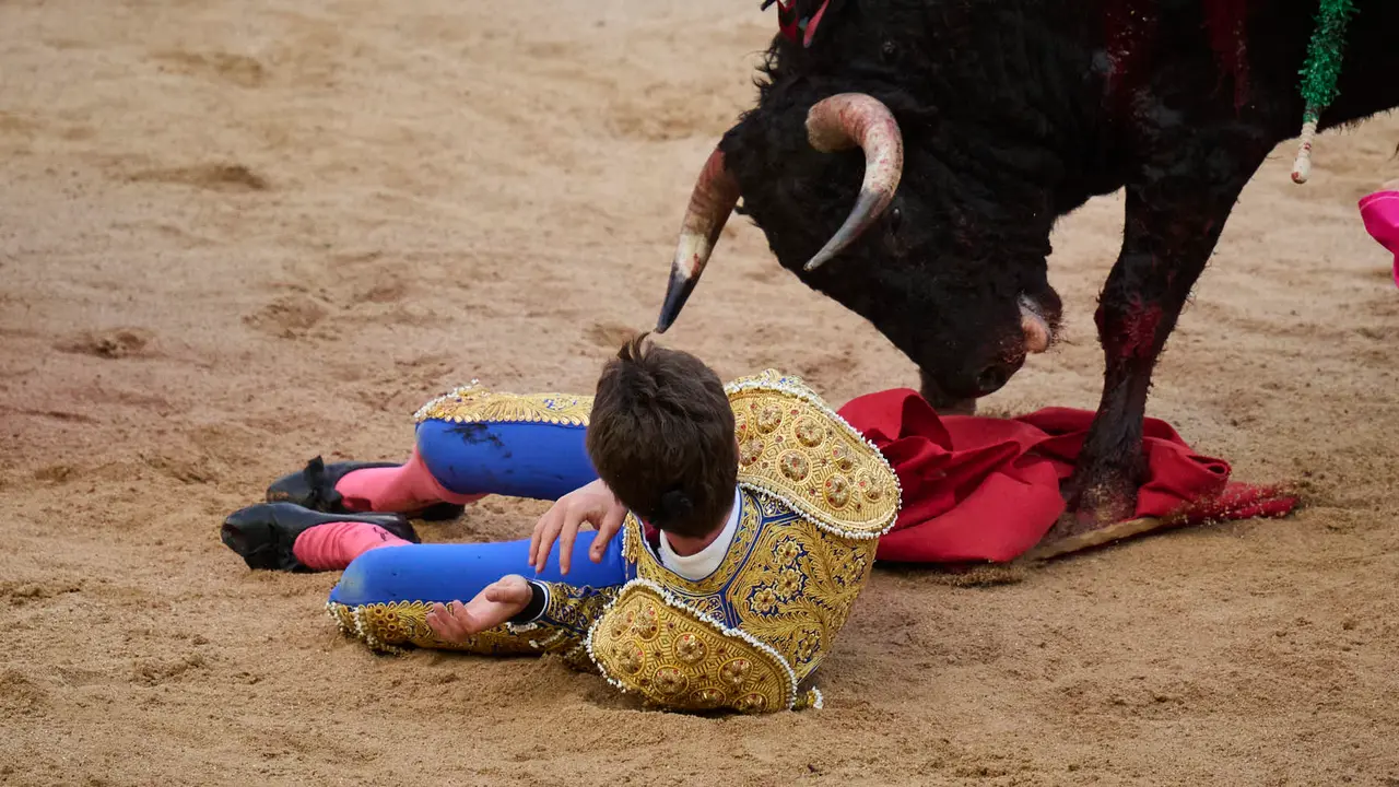 Novillada de Pincha durante las fiestas de San Fermín 2025 para los novilleros Aarón Palacio, El Mene y Bruno Martínez. PABLO LASAOSA
